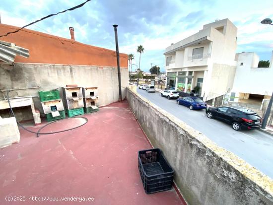  CASA EN MOLINS CON GARAJE Y 6 DORMITORIOS - ALICANTE 