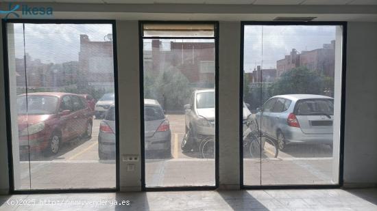 Venta de Oficina en Avda. Averroes, Edificio EUROSEVILLA - Sevilla - SEVILLA