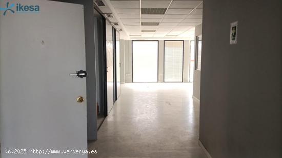 Venta de Oficina en Avda. Averroes, Edificio EUROSEVILLA - Sevilla - SEVILLA