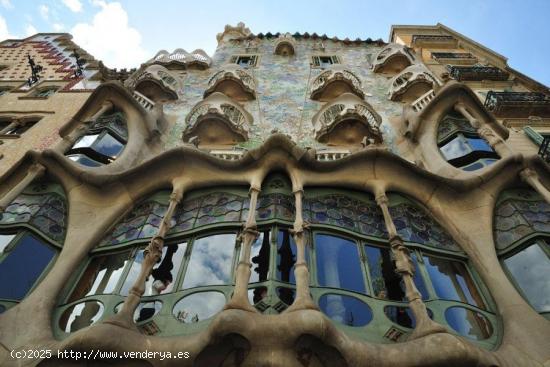 EDIFICIO EN VENTA EN EL GOTIC - BARCELONA - BARCELONA