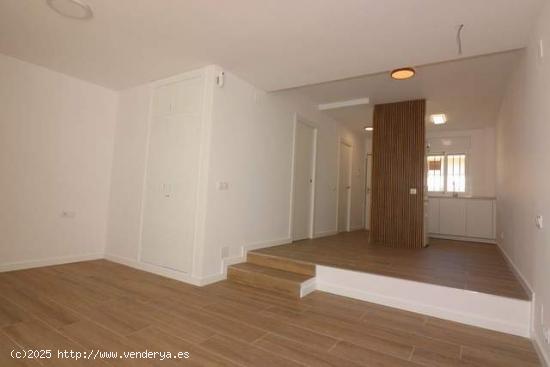  APARTAMENTO REFORMADO CON PARKING EN 2º LINEA DE PLAYA - TARRAGONA 