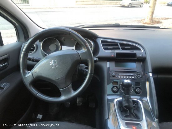 Peugeot 3008 3008 1.6i vti - Reus