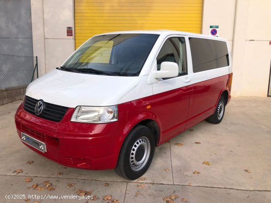  Volkswagen Transporter 2.5 TDI 130 CV 9 PLAZAS - Reus 