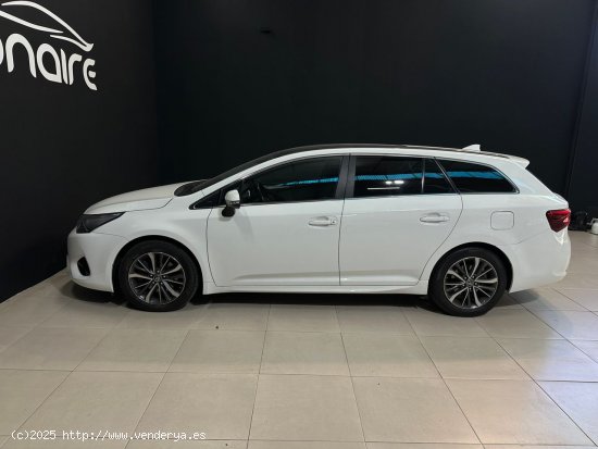 Toyota Avensis 2.0 150D BUSINESS ADVANCE TS - Sada