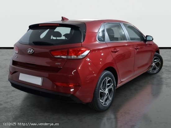 Hyundai i30  FL 1.0 T-GDi 88,3 kW (120 CV) MT6 2WD Sense + - 