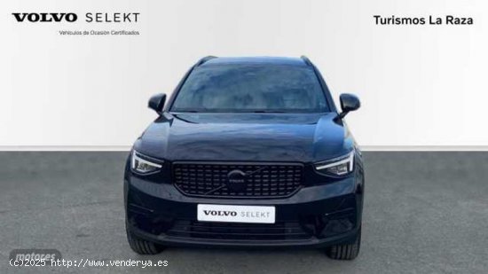 Volvo XC40 TODOTERRENO 2.0 B3 BLACK EDITION+ AUTOMATICO 163CV 5P de 2024 con 5 Km por 41.900 EUR. en