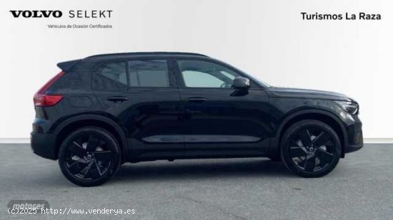 Volvo XC40 TODOTERRENO 2.0 B3 BLACK EDITION+ AUTOMATICO 163CV 5P de 2024 con 5 Km por 41.900 EUR. en