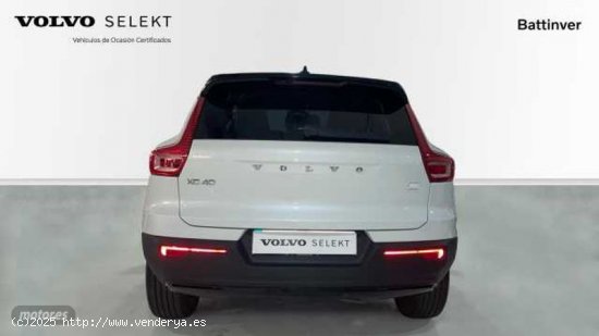 Volvo XC40 1.5 T4 RECHARGE R-DESIGN EXP DCT 211 5P de 2021 con 87.100 Km por 33.900 EUR. en Madrid