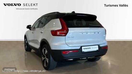 Volvo XC40 XC40 RECHARGE T5 TWIN  R-DESIGN de 2021 con 25.700 Km por 36.900 EUR. en Barcelona