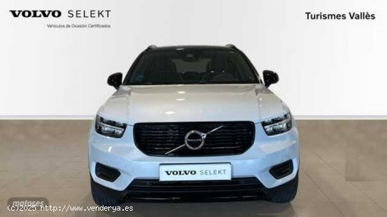 Volvo XC40 XC40 RECHARGE T5 TWIN  R-DESIGN de 2021 con 25.700 Km por 36.900 EUR. en Barcelona