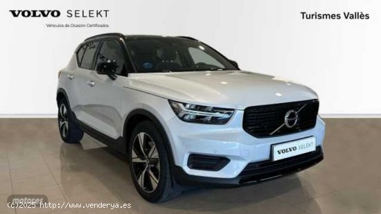 Volvo XC40 XC40 RECHARGE T5 TWIN  R-DESIGN de 2021 con 25.700 Km por 36.900 EUR. en Barcelona