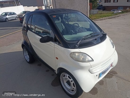 Smart Smart City Coupe de 2002 con 132.942 Km por 3.900 EUR. en Madrid