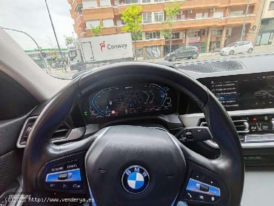 BMW Serie 3 330 330e de 2020 con 125.000 Km por 27.500 EUR. en Barcelona