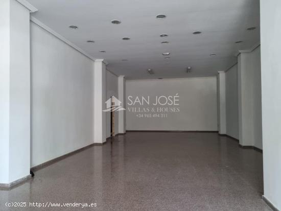 SE VENDE LOCAL COMERCIAL EN NOVELDA EN ZONA MARIA CRISTINA (ALICANTE) - ALICANTE