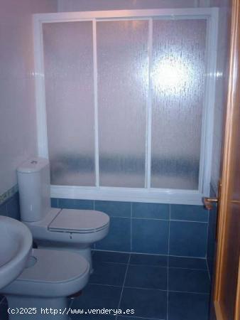 BUNGALOW CON PISCINA  EN ZONA KELME y GARAJE - ALICANTE