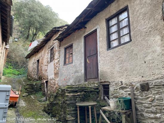  CASA DE PIEDRA EN VALDEFRANCOS - LEON 