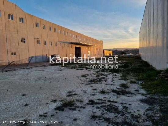 Solar industrial a la venta en Ontinyent. - VALENCIA