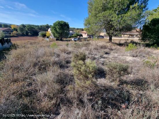 VENTA TERRENO URBANIZABLE EN LA TORRE DE CLARAMUNT ZONA FONT DEL CAMARÓ 805M2!! - BARCELONA