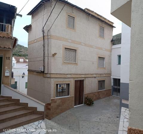  SIERRO ( ALMERÍA ). VENTA DE CASA FORMADA POR DOS VIVIENDAS INDEPENDIENTES - ALMERIA 