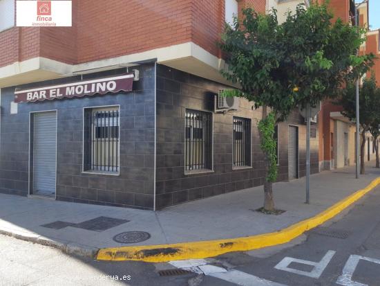  MONTIJO, VENTA O ALQUILER CON OPCION MAGNIFICO LOCAL ADAPTADO PARA CAFETERIA BAR - BADAJOZ 