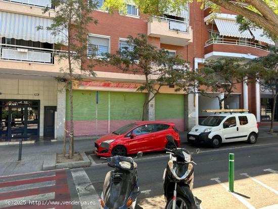  Local comercial en Venta en Avda. de la Roureda, 7, Viladecans - BARCELONA 