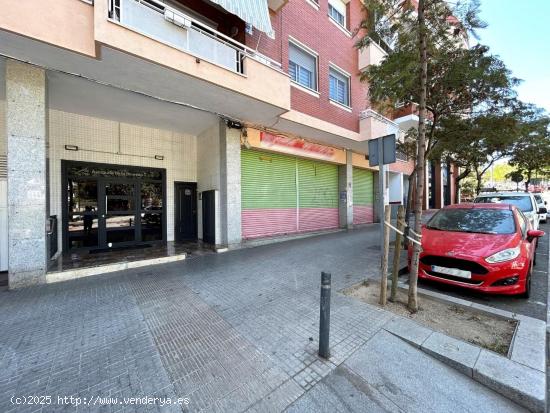 Local comercial en Venta en Avda. de la Roureda, 7, Viladecans - BARCELONA