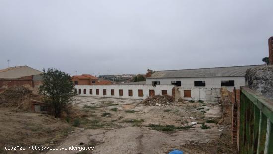 Terreno urbano de 3422 m2 en venta en Recas (Toledo) - TOLEDO