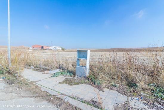  Parcela de 469 m2 en venta en Yunclillos (Toledo) - TOLEDO 