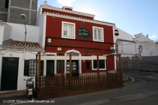 Casa entera con bar-cafetería en la planta baja. - BALEARES