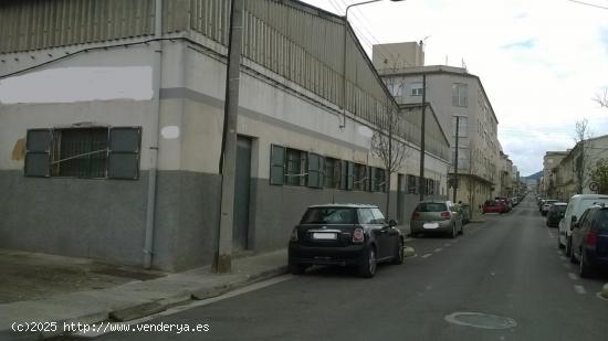 Nave industrial en Manacor - BALEARES