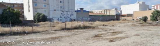 Se vende parcela en Mutxamel de 2.139,37 m2 con licencia y proyecto para construir, para empezar ya.