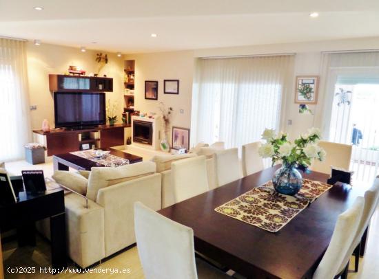 EXCLUSIVO CHALET DE LUJO EN SAN VICENTE - ALICANTE