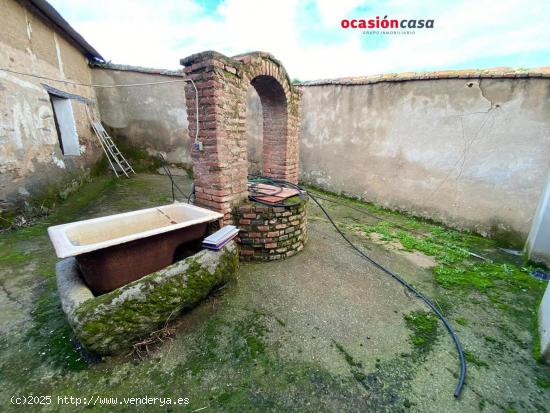 CASA CON TEJADO NUEVO Y GRAN PATIO - CORDOBA