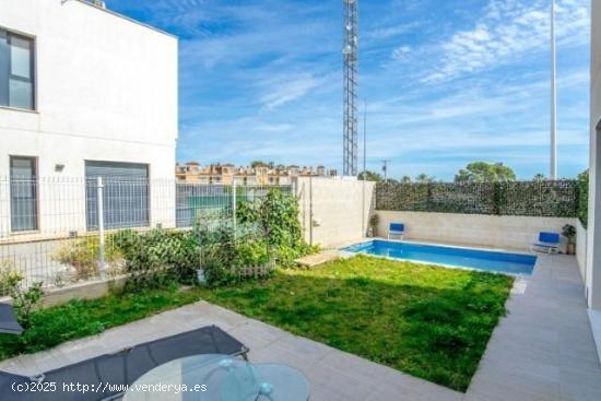  Chalet individual moderno con piscina propia - ALICANTE 