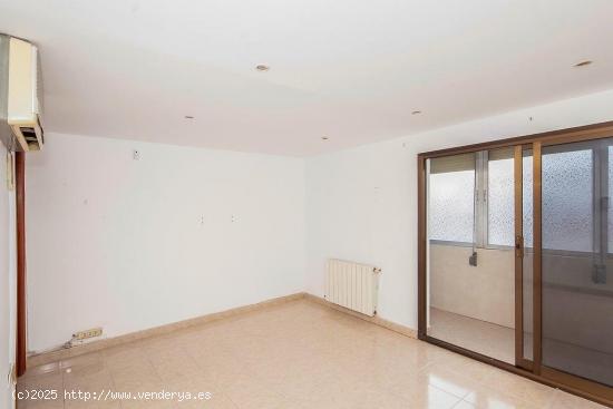 Se Vende en Hospitalet de Llobregat - BARCELONA