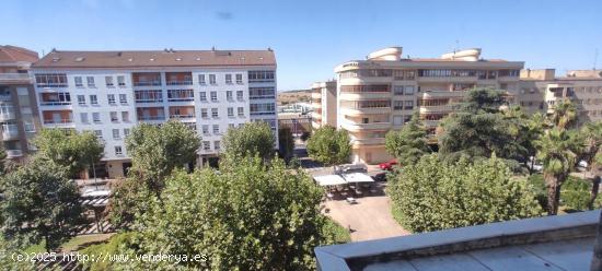 Espectacular Dúplex en Avenida París! - CACERES