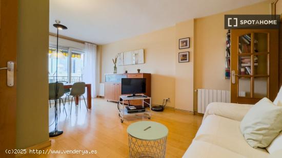 Apartamento entero de 3 habitaciones en Barcelona. - BARCELONA