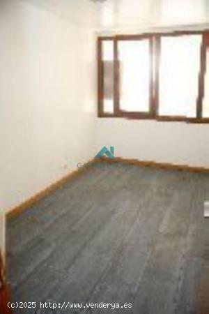 Se vende local en Santander - CANTABRIA