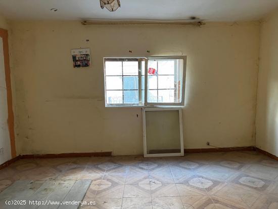 CASABANCO VENDE  ALTO DE CASA EN HERVÁS. - CACERES