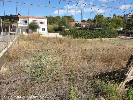 Solar de 402 m2 situado en Segur de Calafell. - TARRAGONA