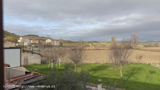 Se Vende en Baños de Rioja - LA RIOJA