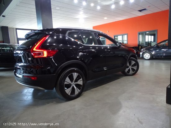 Volvo XC40 1.5 T4 Twin Recharge Inscription Auto - Madrid