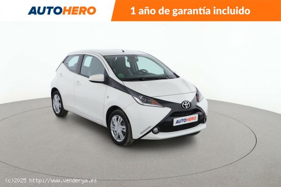 Toyota Aygo 1 X-Play - 