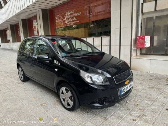 Chevrolet Aveo 1.4 16v LS - Barcelona