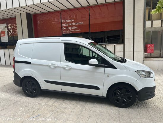 Ford Transit Courier  Kombi 1.5 TDCi 95cv Ambiente - Barcelona