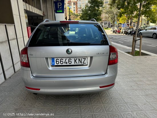 Skoda Octavia Combi 1.6 TDI CR Collection - Barcelona