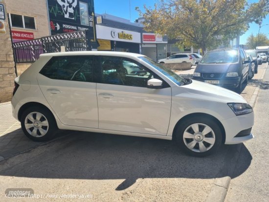 Skoda Fabia 1.0 mpi ambition 75cv de 2019 con 85.000 Km por 9.995 EUR. en Madrid