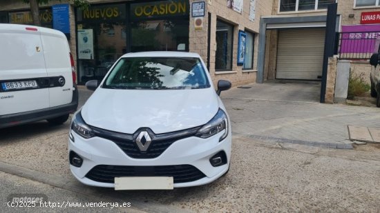 Renault Clio Business tce glp 100cv de 2020 con 80.000 Km por 12.995 EUR. en Madrid