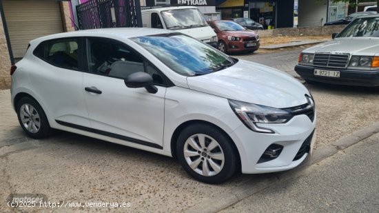 Renault Clio Business tce glp 100cv de 2020 con 80.000 Km por 12.995 EUR. en Madrid