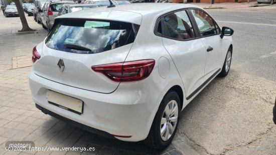 Renault Clio Business tce glp 100cv de 2020 con 80.000 Km por 12.995 EUR. en Madrid